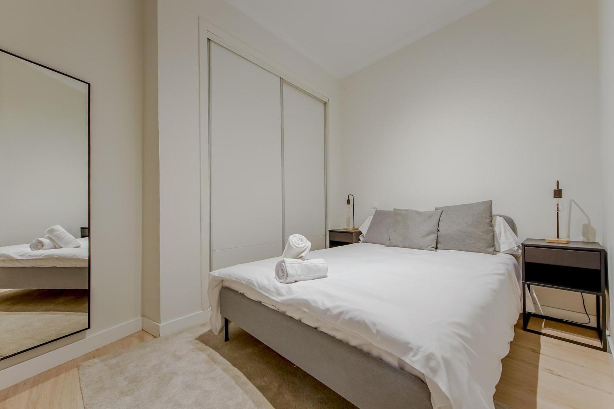 Apartamento Ny Style 5p En San Mateo Centro Chueca-malasana E1